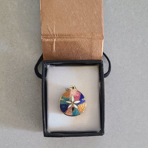 Rainbow Sand Dollar Pendant - Picture 6 of 6